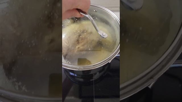 Легко чистим говяжий язык #лайфхак #еда смотреть онлайн