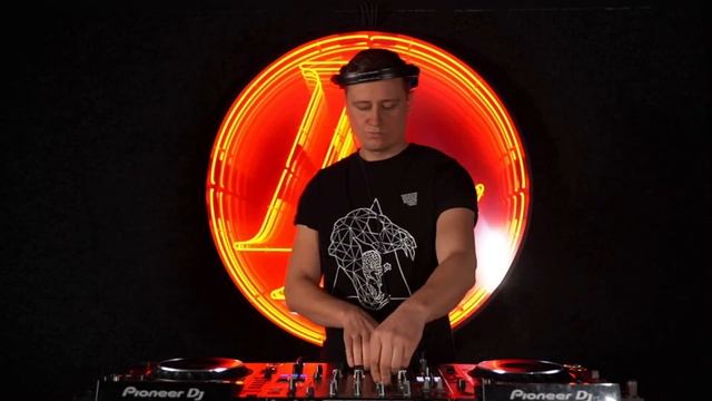Los Angels Music TV vol.9 by SOLOIST смотреть онлайн