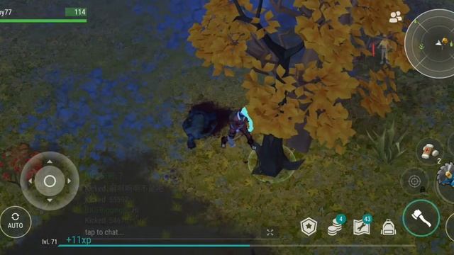 Trying to cut some oak trees while raiders are around (Last day on earth) смотреть онлайн