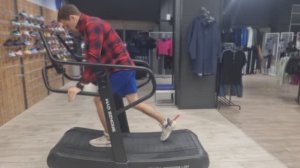 Механическая беговая дорожка. Изогнутая дорожка T940M.