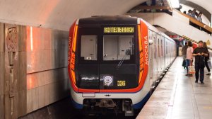 Поездка по Таганско-Краснопресненской линии на поезде Москва Планерная - Котельники