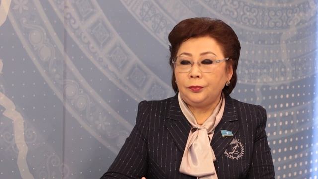 #Сахапарламент / Педагог уонна уһуйааччы / Ф.Габышева: "Педагог ыстаатыһын туһунан сокуону оҥоробут смотреть онлайн