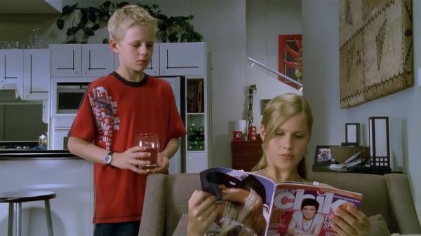 H2O / Просто добавь воды сезон 1 эпизод 05 "Похоже на рыбу" UHD 4K