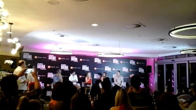 Coletiva de Imprensa - Me chama de Bruna смотреть онлайн