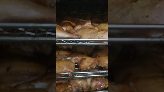 Куриные окорочка в/к.  #еда, #елимясомужики, #копчениемяса, #рецепт
