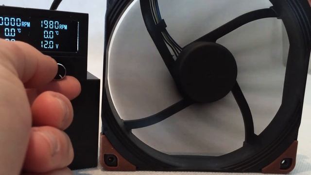 Noctua NF-A14 IndustrialPPC-2000 PWM