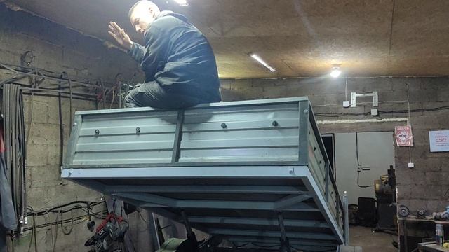 переделка прицепа в самосвальный. смотреть онлайн