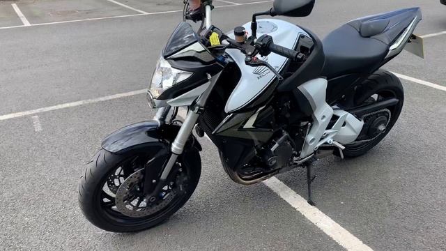 Honda CB1000R 2015 - Ixil Exhaust - Completely Motorbikes смотреть онлайн