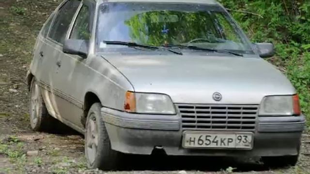 Opel Kadett Ездили на водопады смотреть онлайн