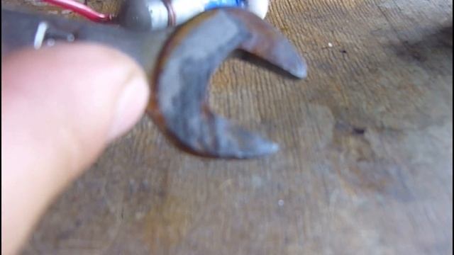 Как убрать ржавчину и оцинковать кузов авто с помощью батарейки, своими руками смотреть онлайн