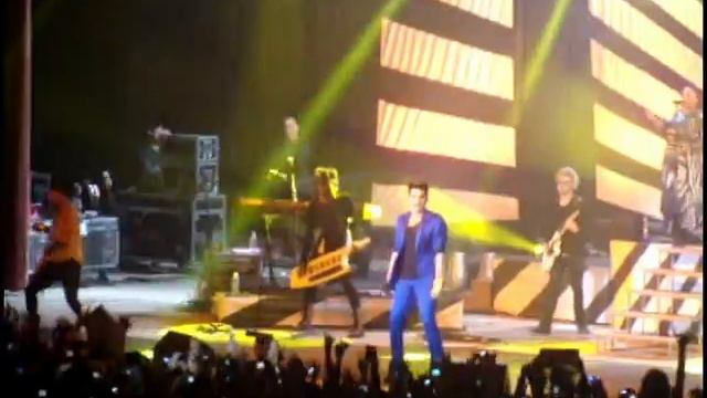Adam Lambert in Kiev. 18 march смотреть онлайн