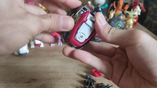 @SilverlitOfficial YCOO Bionic Biopod Battle Edition Unboxing/review + Giveaway Announcement