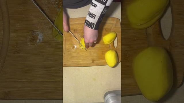 Вкуснейшая солянка 🥣 #рецепты #кухня #еда #вкусно смотреть онлайн