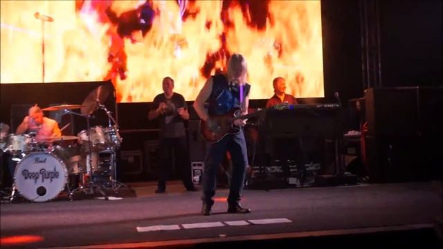 Deep Purple - Smoke on the water - Live in Krasnodar 8.06.2016 смотреть онлайн