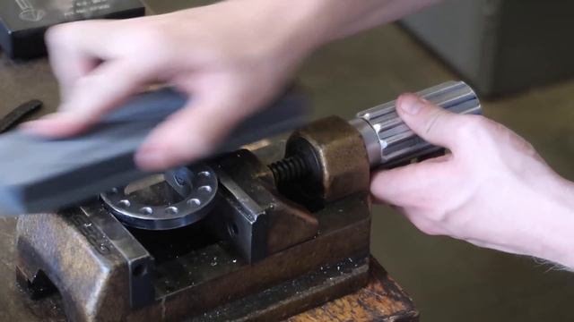 Precious Plastic - Build a PRO plastic extrusion (part 3.6) смотреть онлайн