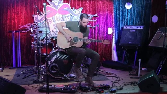 Андрей Апанович | 28 лет | 3 место VIRAGE GUITARS 2015 смотреть онлайн