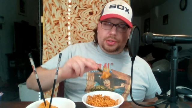 Samyang Buldak Cream Carbo Review. Compared with Regular Buldak Carbo. Is it any different??? смотреть онлайн
