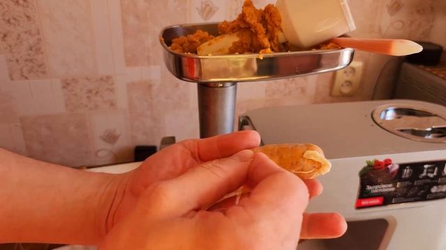 Сыровяленая колбаса в домашних условиях. Чорризо, Пепперони смотреть онлайн