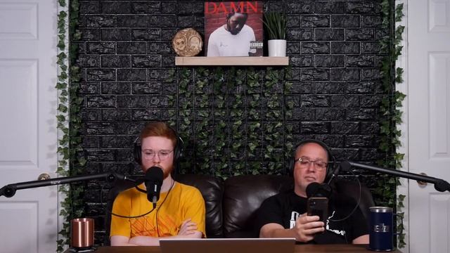 Dad Reacts to Kendrick Lamar - DAMN. смотреть онлайн