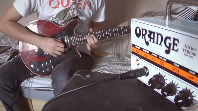 134. Hammer to Fall - Queen/Brian May - Guitar Solo Cover (Orange Micro Terror Demo) смотреть онлайн