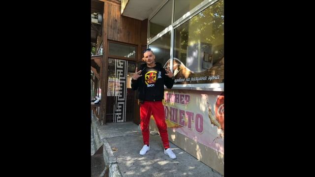 Rikko Lutara Shelby and Lil Hussle-Не ме Чакай смотреть онлайн