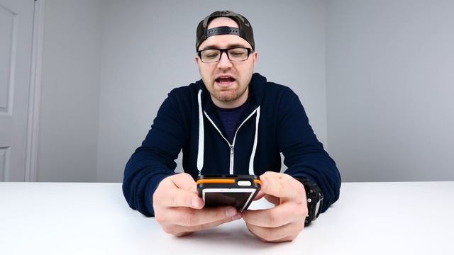 Crazy iPhone Knife Case! смотреть онлайн