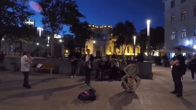 Московский уличные музиканты - 3Moskova sokak çalgıcıları - 3 Батареи смотреть онлайн