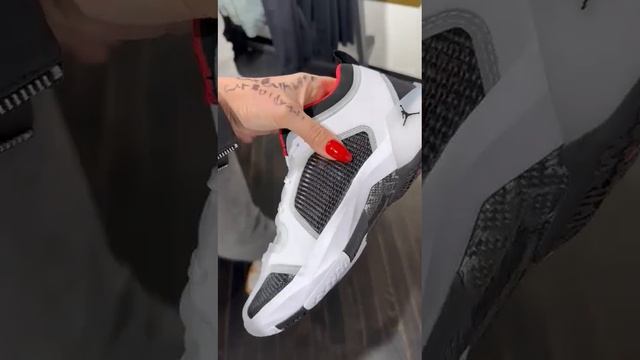 Nike Air Jordan смотреть онлайн