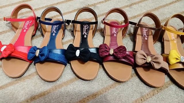 #play #collection 👠flat betterflaye sendal 7 colors🎨 whole sale moti bazar Lahore🥰🥰 смотреть онлайн
