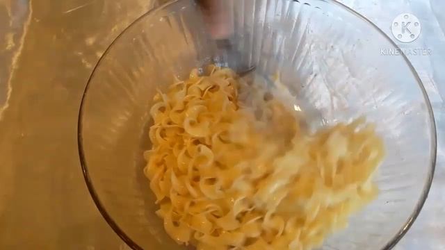 Lokshen Kugel (jewish food) смотреть онлайн