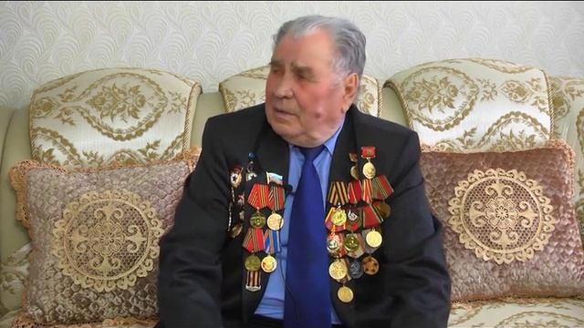 Поклонимся великим тем годам 02 смотреть онлайн