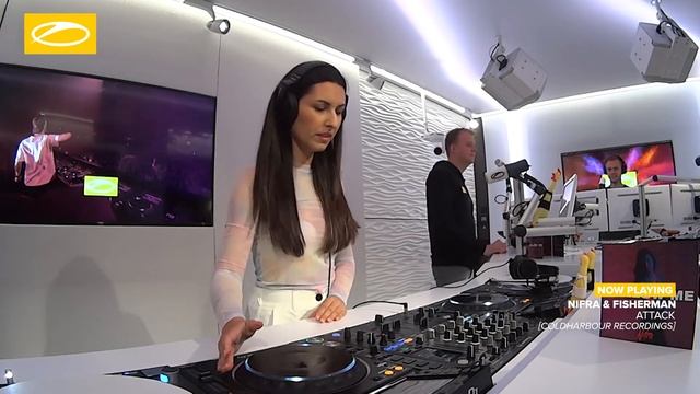 Nifra - A State Of Trance Episode 922 Guest Mix [#ASOT922] смотреть онлайн