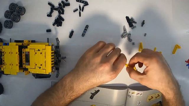 Jeep Wrangler Rubicon Lego Build & Review! смотреть онлайн