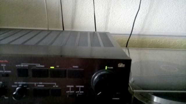 Усилитель Victor AX-S700