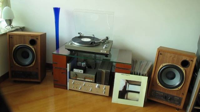 Tannoy SRM 10B play LP Sultans of swing - Dire Straits смотреть онлайн