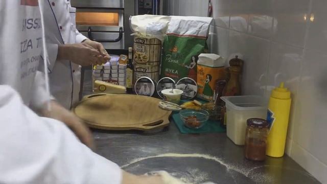 Пицца по пятницам - Два копченых друга! смотреть онлайн