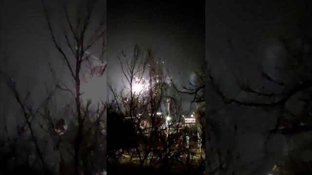 Салют 2025. Новогодний Салют. Ейск. Канал Тутси диеты и путешествия. смотреть онлайн