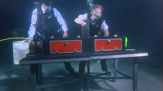 Penn & Teller: Off The Deep End (Part 2) смотреть онлайн