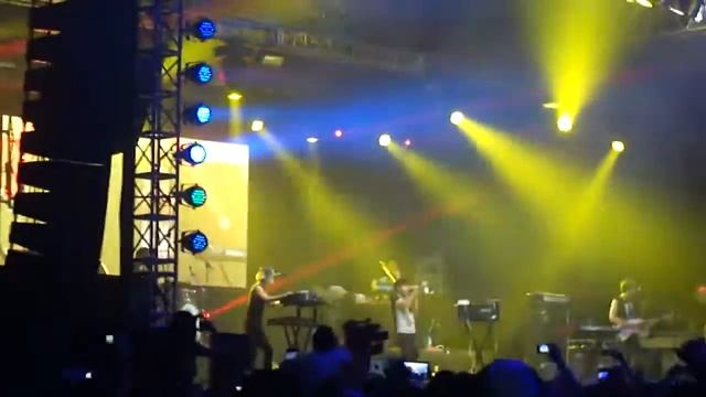 neon indian- Corona Capital 2012 смотреть онлайн