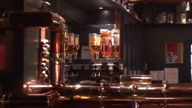 Берлинская рулька Айсбайн и ШИКАРНОЕ ПИВО! Берлин .Германия.