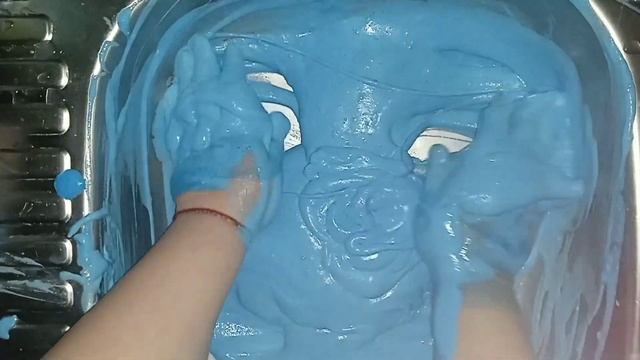 ASMR /Paste/💙#sponge Soaked With Mild Soap In Blue Water #spongesqueeze #soapsuds/ #видеоасмр #губк