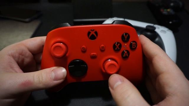 PS5 vs. Xbox Series: Controllers смотреть онлайн