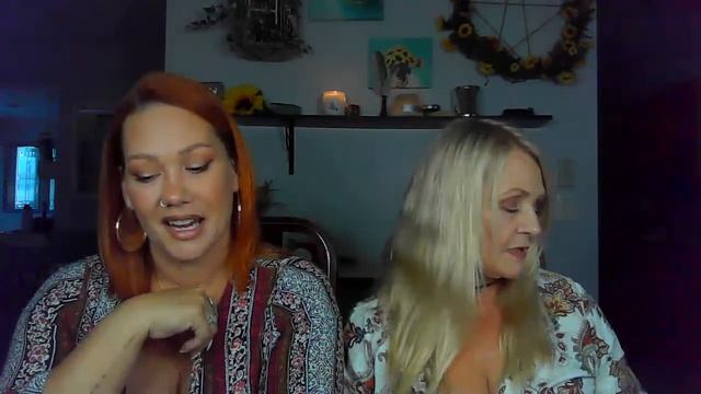 Q&A Session for week 8 of the Beginner Witch Series смотреть онлайн