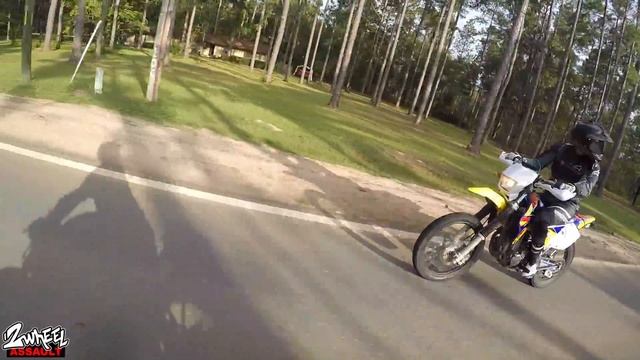 They called the cops... смотреть онлайн