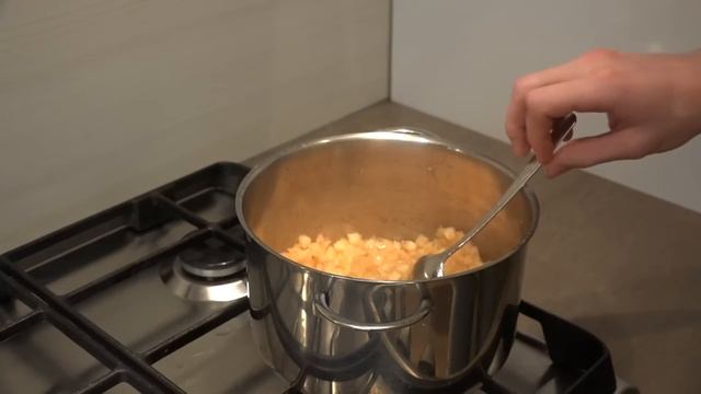 Кушать Подано / Сезон 2 №2 / Яблочные пирожки смотреть онлайн