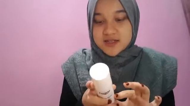 Review:Eucerin Hyaluron Filler Day Mattifying SPF30 смотреть онлайн