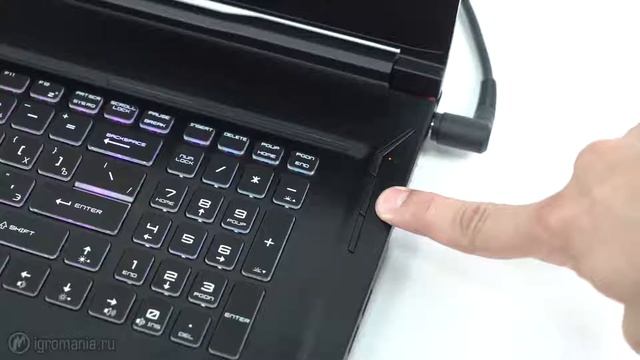 MSI GE73 8RF смотреть онлайн