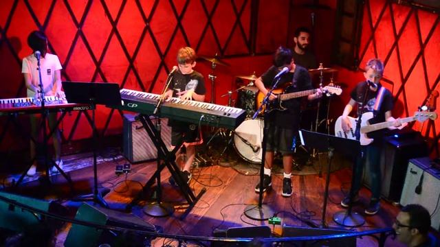The Moonwalkers at Rockwood Music Hall, June '19 смотреть онлайн