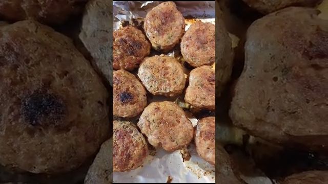 Котлеты, приготовленные в духовке смотреть онлайн