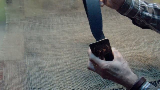 Ремень с латунной пряжкой смотреть онлайн